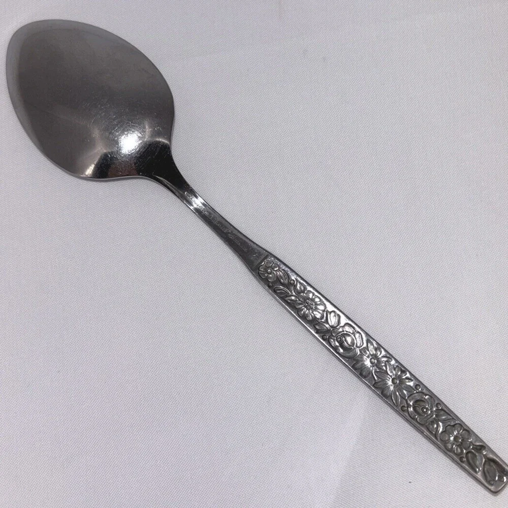 Wm A Rogers Oneida Malibu Single Serving Spoon Stainless Flatware Flowers 8 3/4